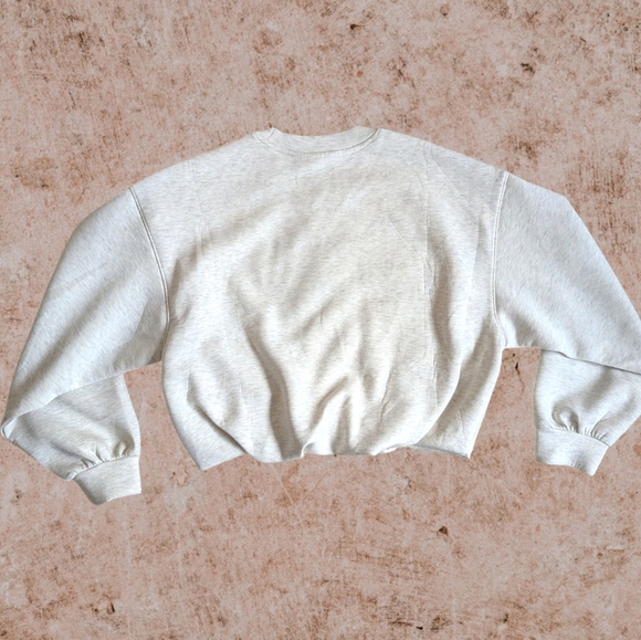 OLD NAVY Bounce Fleece Extra Soft Crop Sweatshirt Size L - Picture 6 of 9